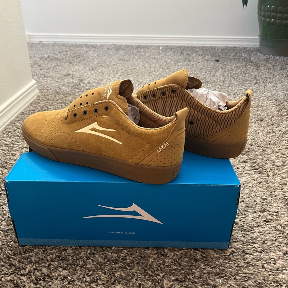 Lakai Bristol gum sole skate shoes. Brand new in box